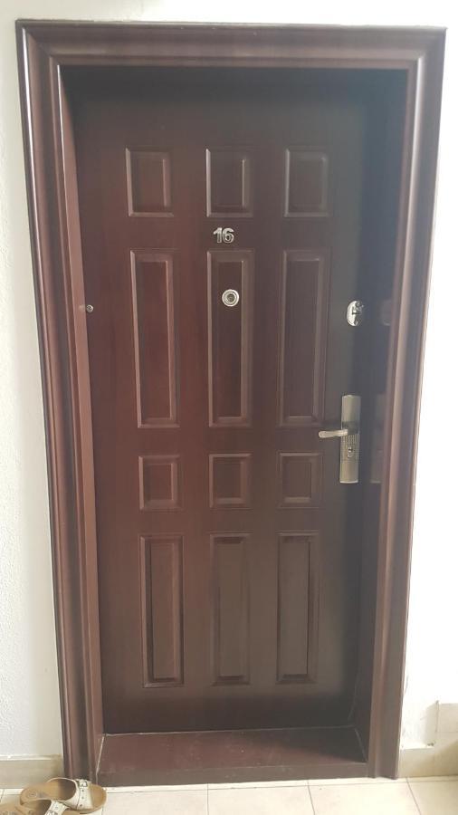 Redon Apartment Pristina Exterior foto